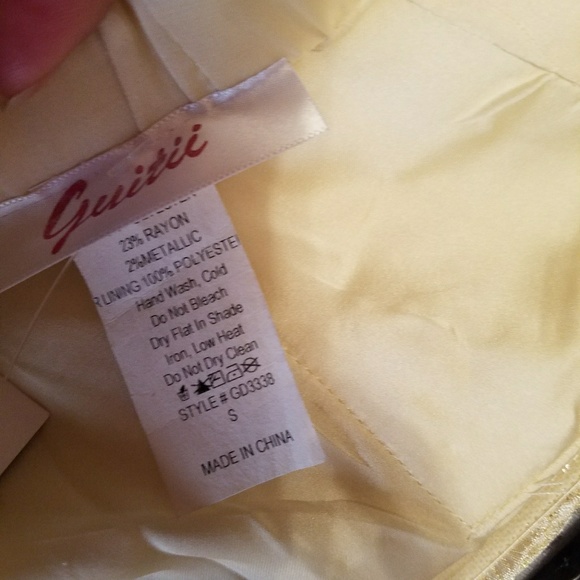 Dress - Picture 6 of 6